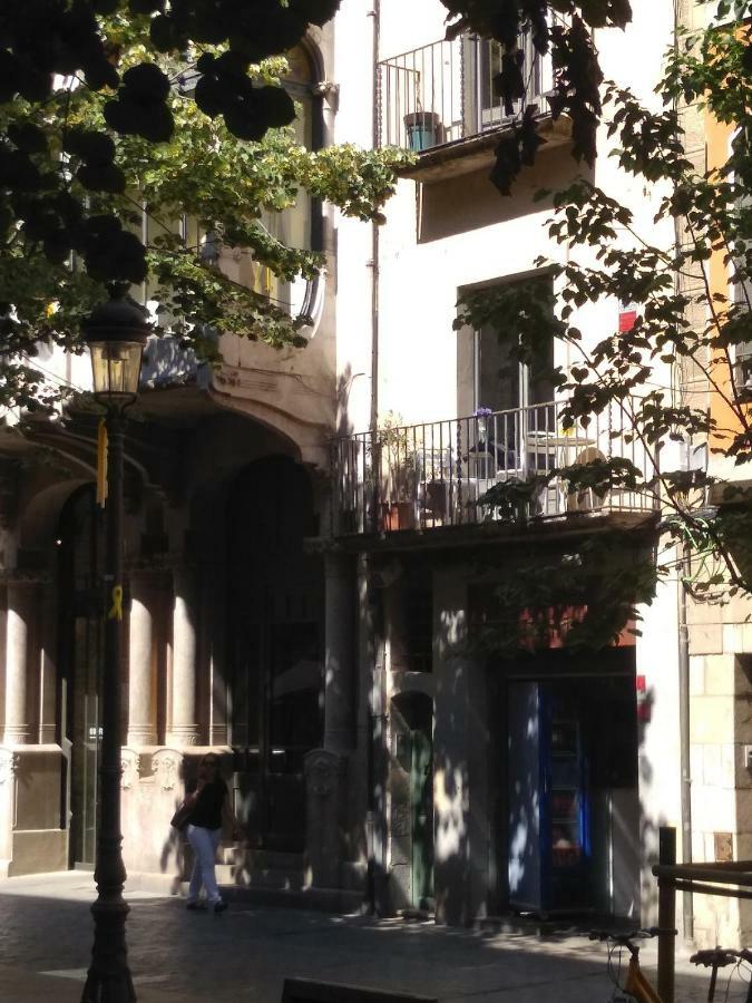 Onyar Apartments Rambla De La Llibertat 27 ชีโรนา ภายนอก รูปภาพ
